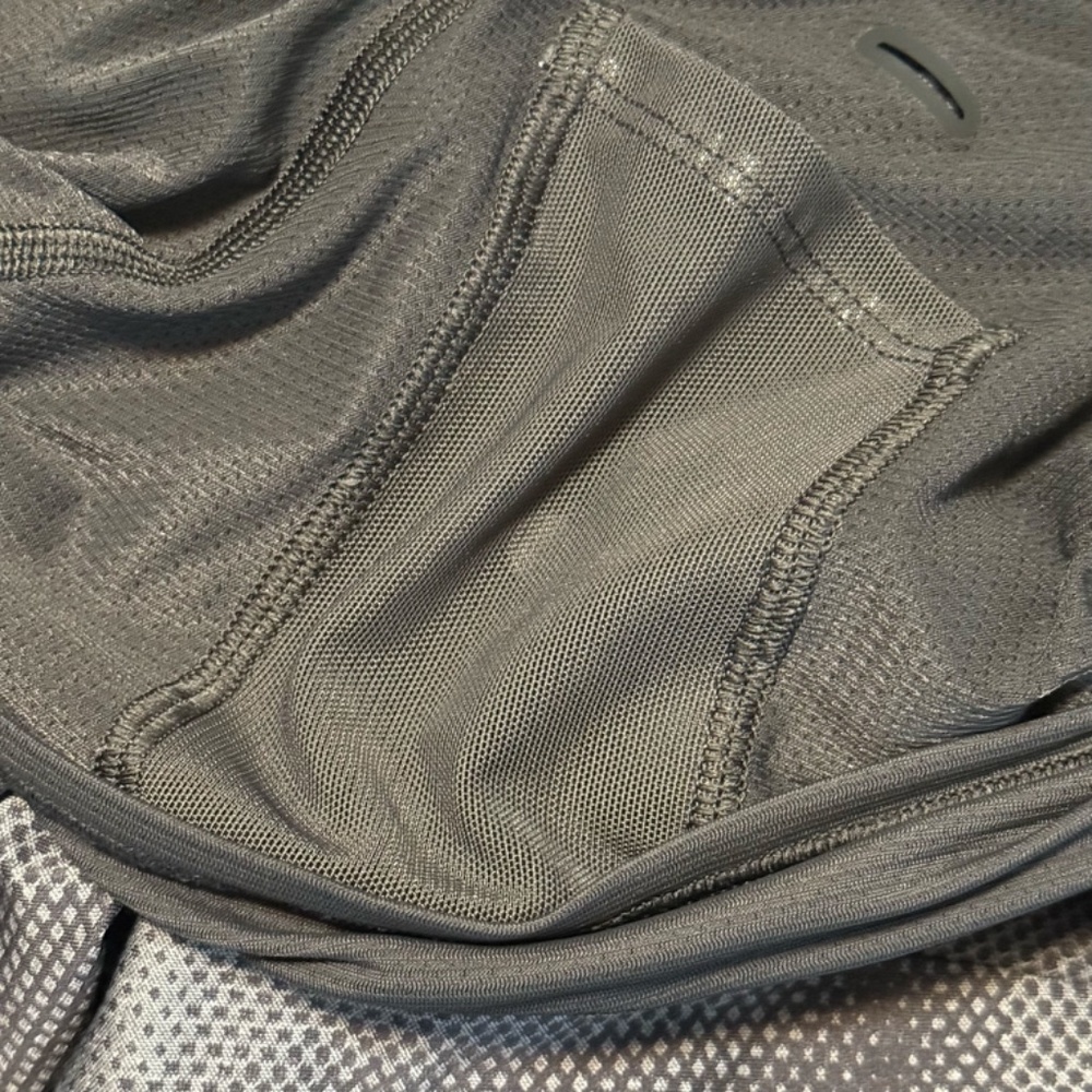lululemon - Surge Lined Grey Pattern Running Short 6" Inseam - Mens XXL - Picture 16 of 16